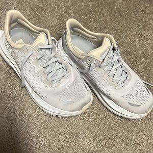 Women’s Hoka Kawana Size 6.5